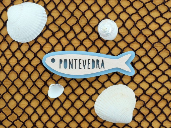 Imán sardina azul celeste - Pontevedra